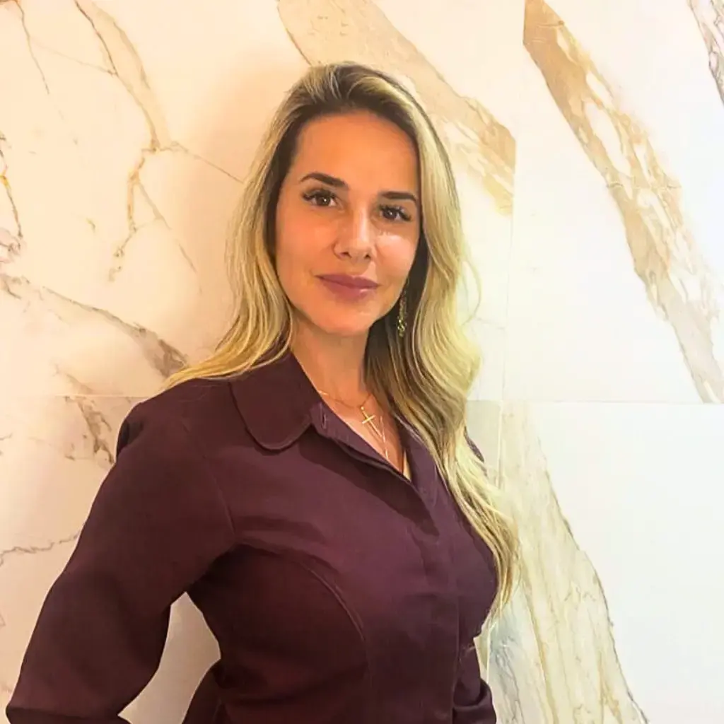 Dra. Francine — Harmonização Facial Previne Odonto